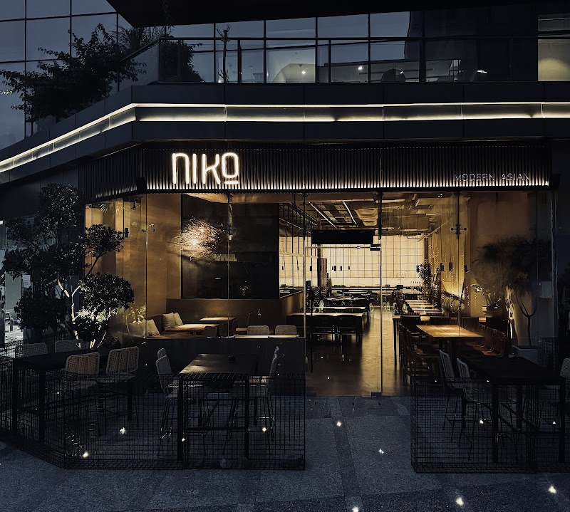 Niko / THE KITCHENS
