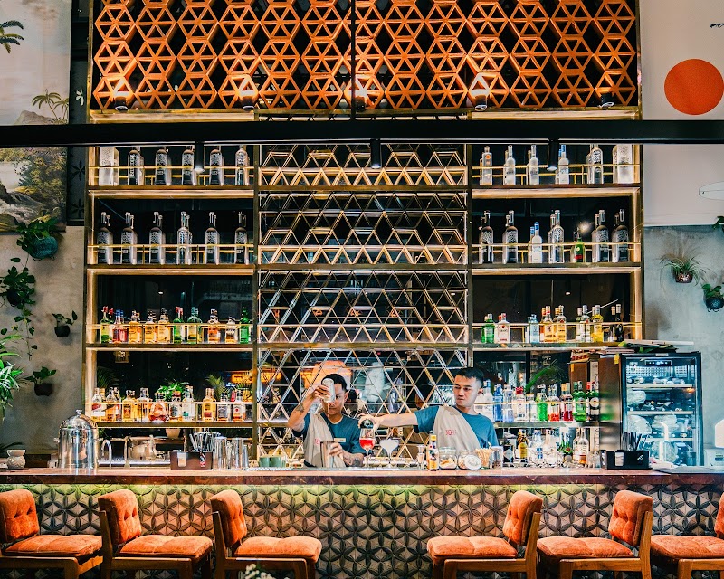 NOAA Asian Bistro / Bali