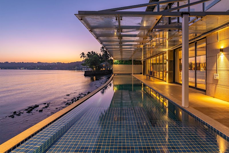 Oceanic Sunset / Goa