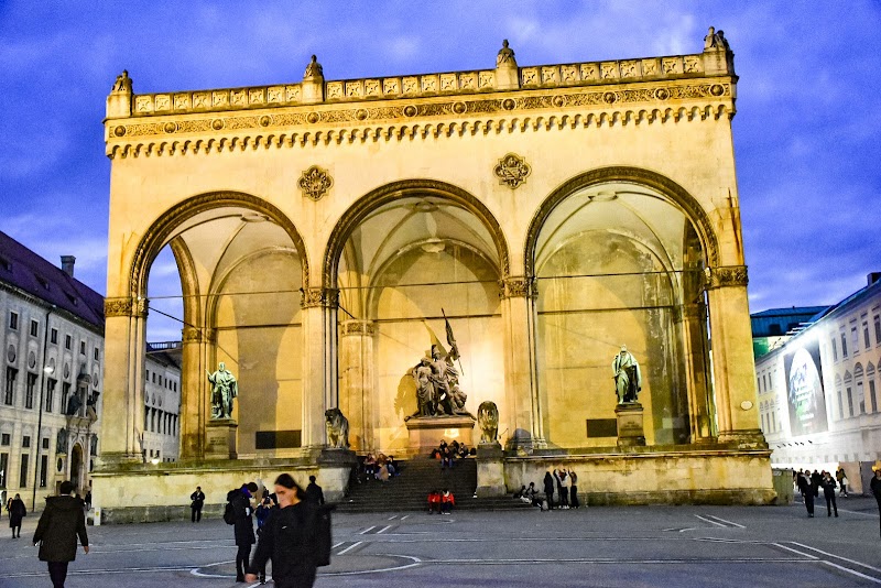 Odeonsplatz / Munich Place mentioned in saved reels