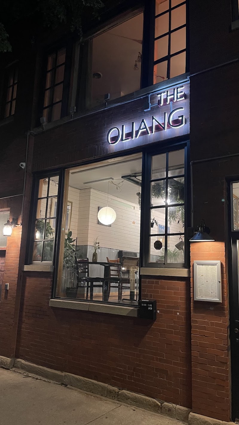 Oliang / Chicago