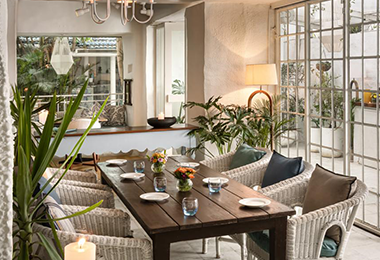 Olive Beach / Ashok Nagar