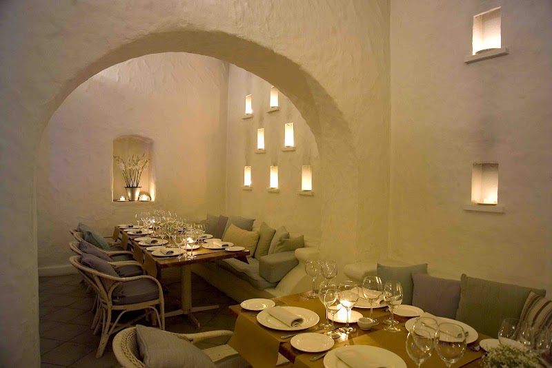 Olive Qutub / Delhi Place mentioned in saved reels