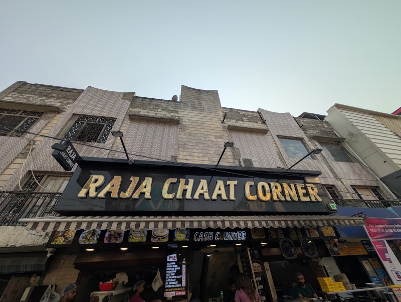 Om Chaat Bhandar / Krishna Nagar Place mentioned in saved reels
