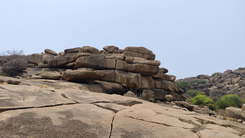 Onake Kindi / Hampi