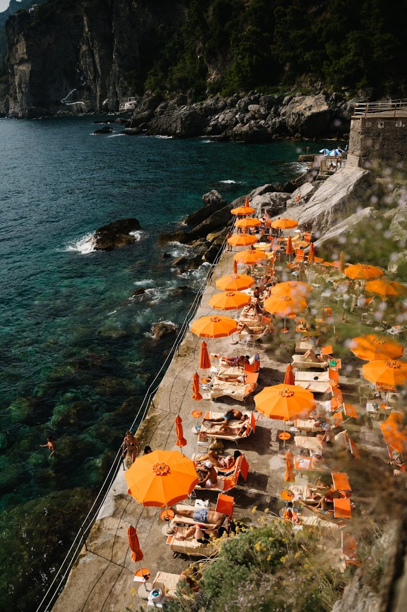 One Fire Beach Club / Praiano