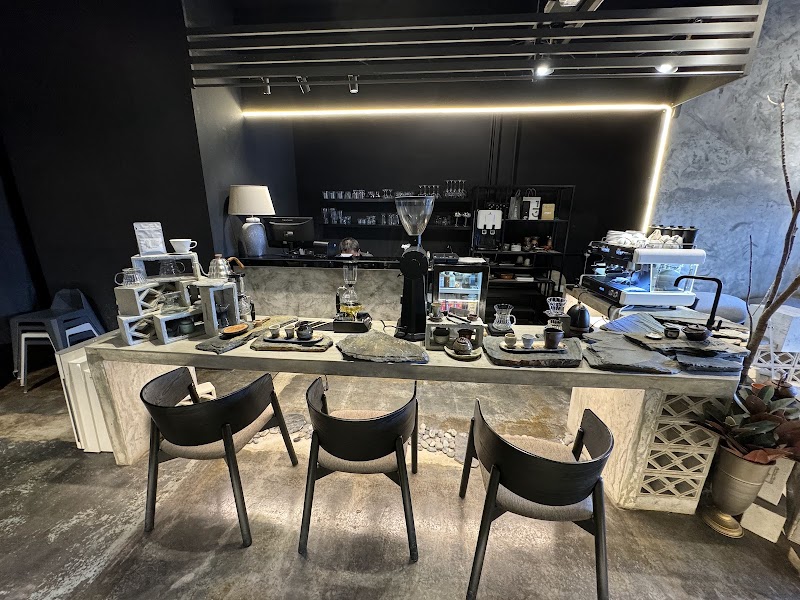 One/Third Café / Central