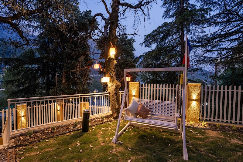 Packstays Indulge / McLeod Ganj