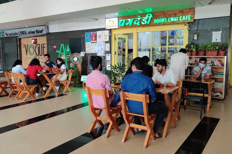 Pagdandi - Books Chai Cafe / Pashan