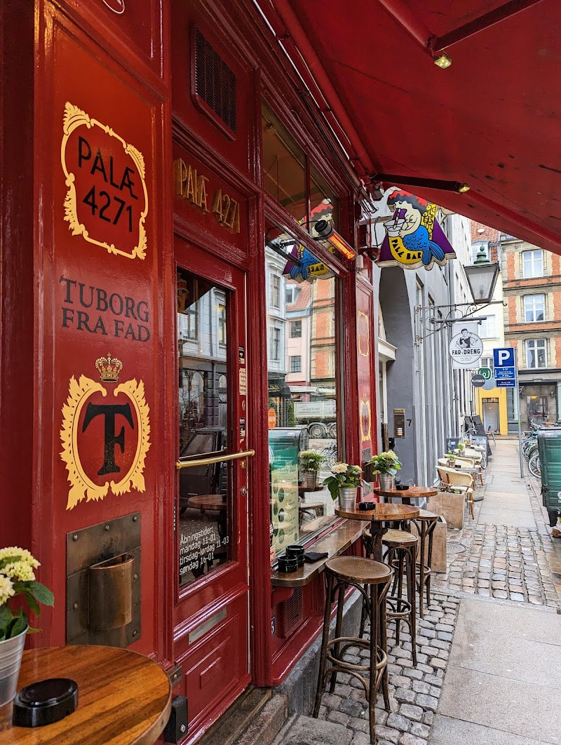Palæ Bar / Copenhagen
