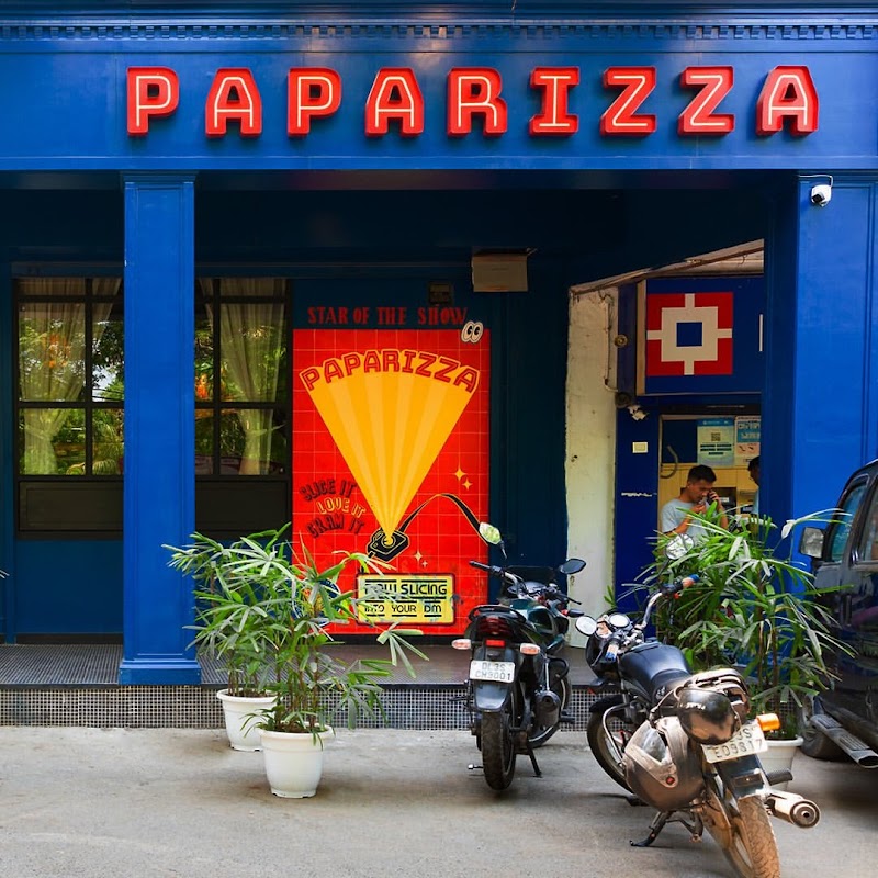 Paparizza / Kailash Colony