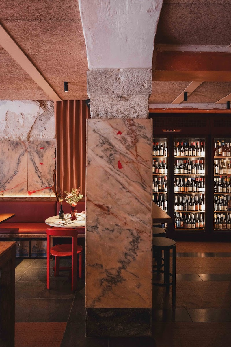 Parra Wine Bistro / Madragoa