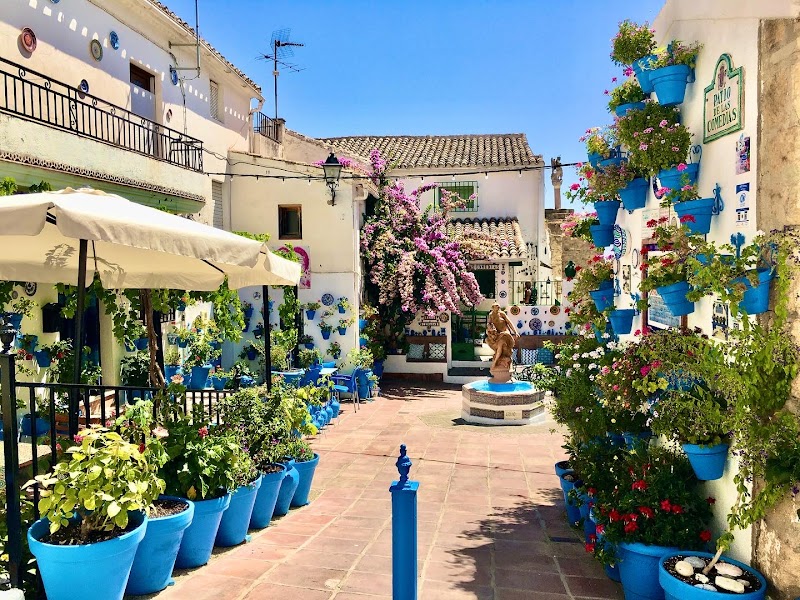 Patio de Las Comedias / Iznajar