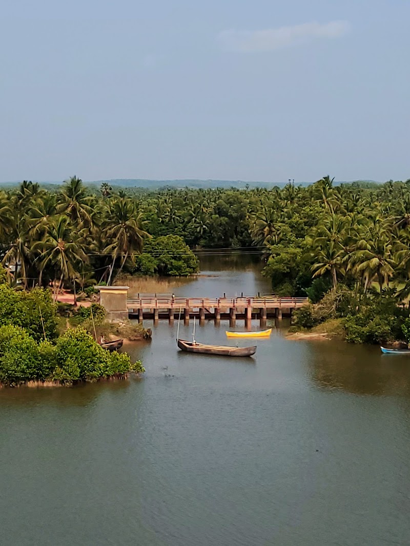 Pavanje Mahalingeshwara temple / Pavanje