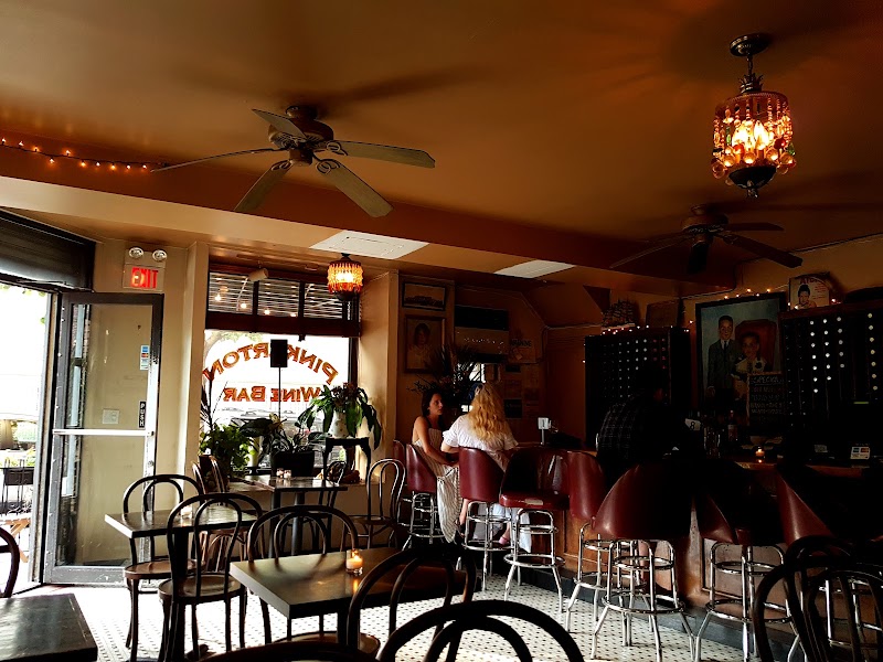 Pinkerton Wine Bar / Brooklyn