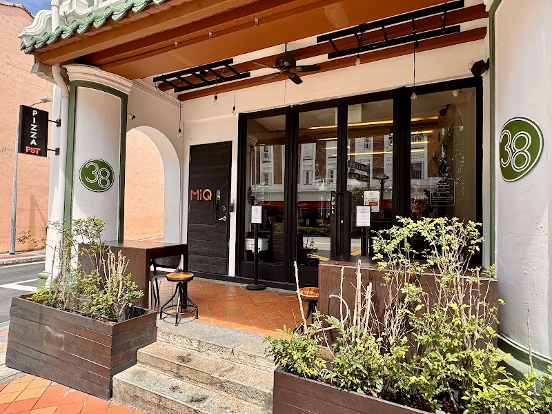 Pizza Studio Tamaki / Singapore Place mentioned in saved reels