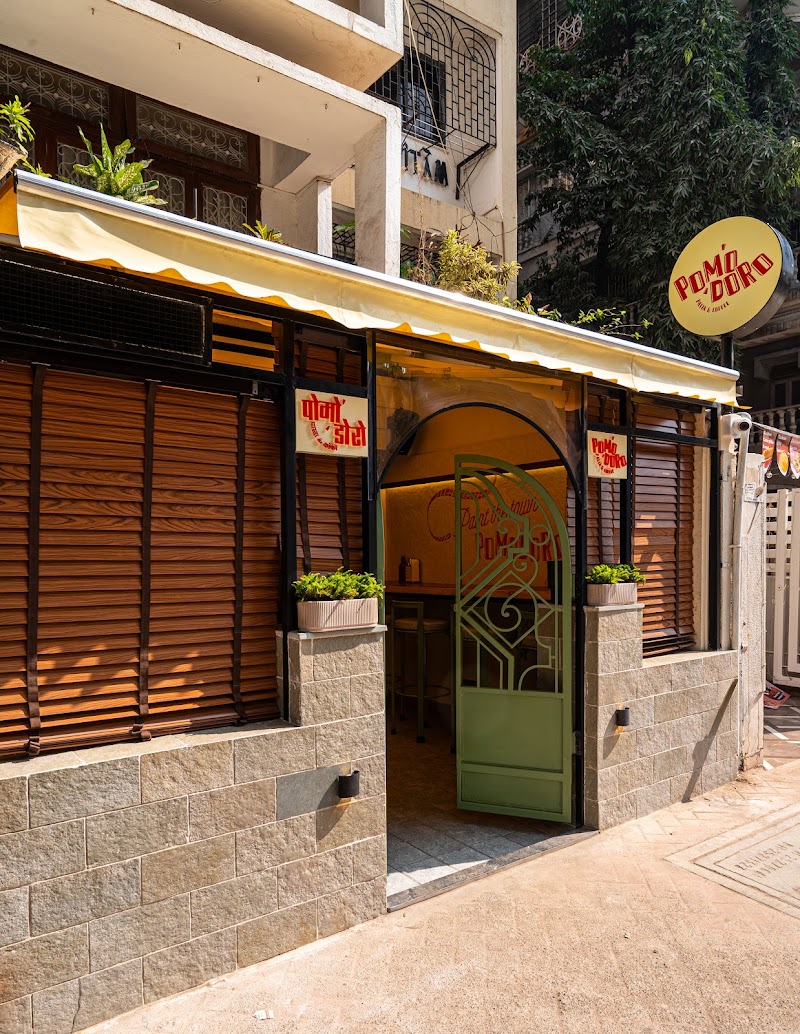 Pomo' d'oro / Mumbai