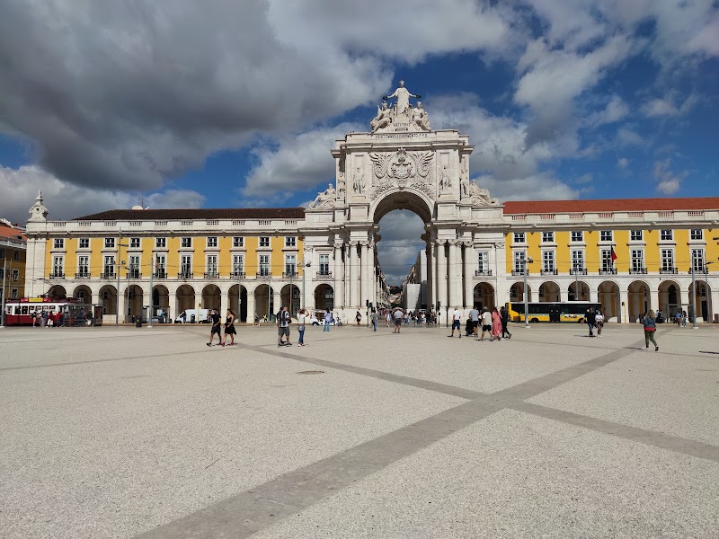 Praça do Comércio / Lisbon Place mentioned in saved reels