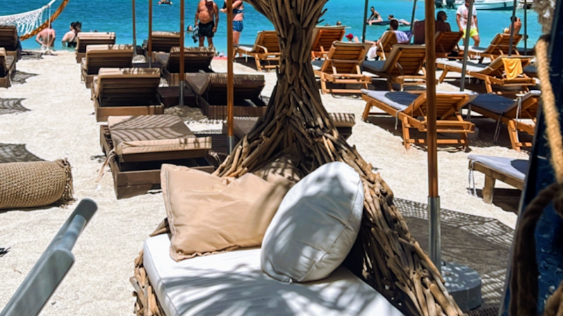 Principotes Beach Club / Ksamil