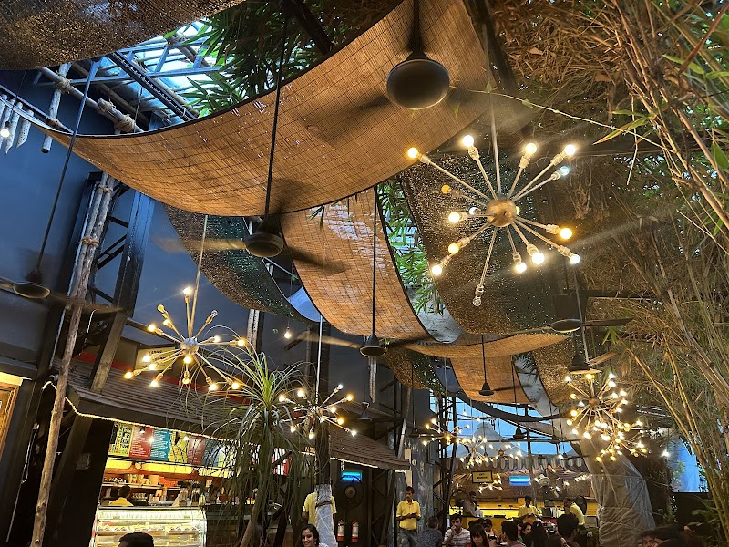 Prithvi Theatre / Juhu