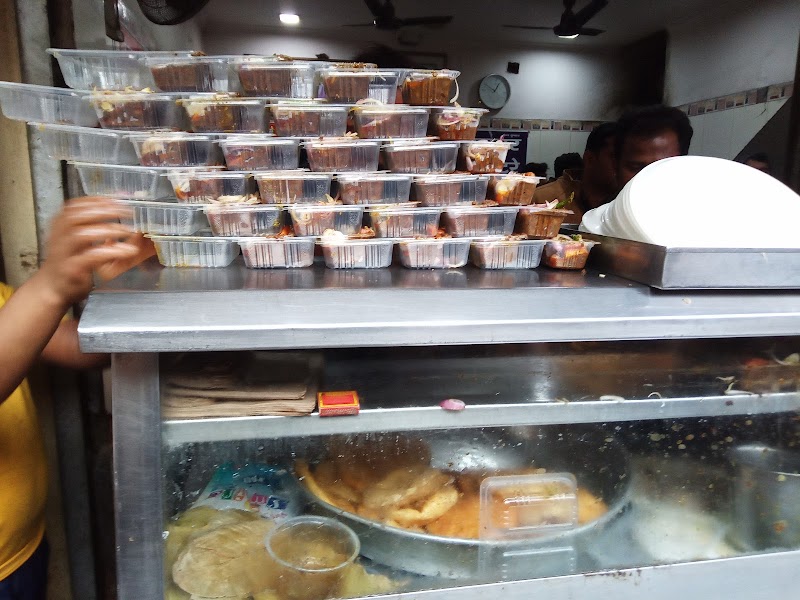 Radhe Shyam / Paharganj Place mentioned in saved reels