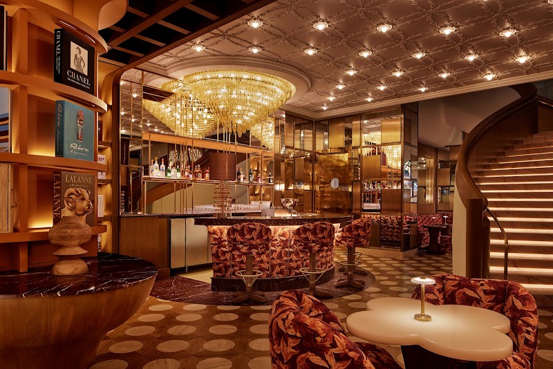 Red Room Bar / FiDi Place mentioned in saved reels