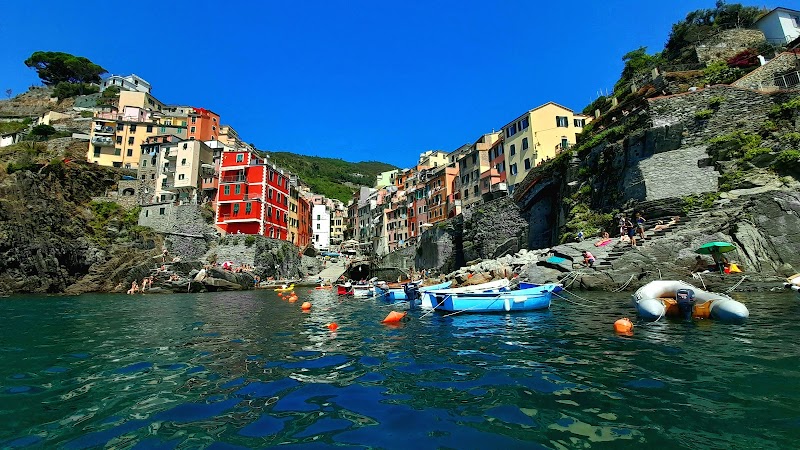 Riomaggiore / Italy Place mentioned in saved reels