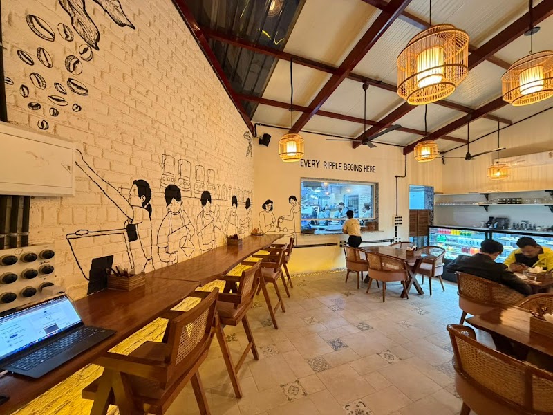 Ripple and Roast / Malviyaa nagar Place mentioned in saved reels