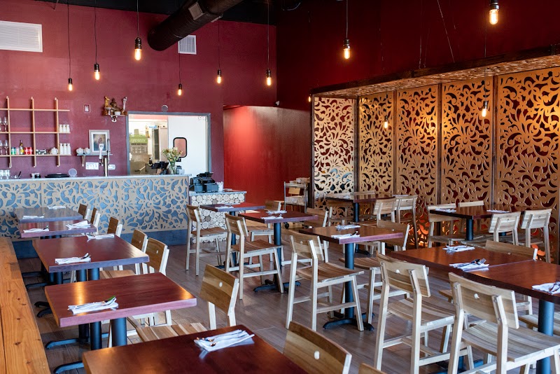 Ros Niyom Thai / Round Rock