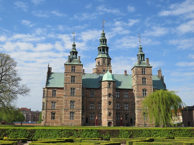Rosenberg Castle / Copenhagen Place mentioned in saved reels