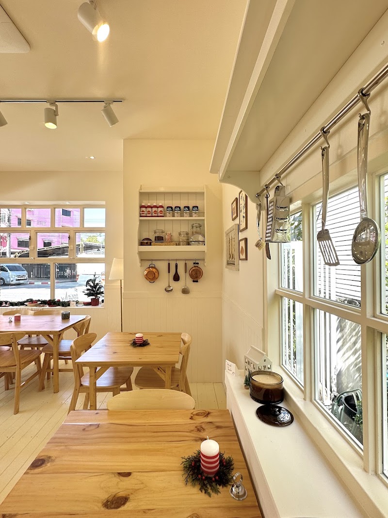 Round N Round / Chiang Mai Place mentioned in saved reels