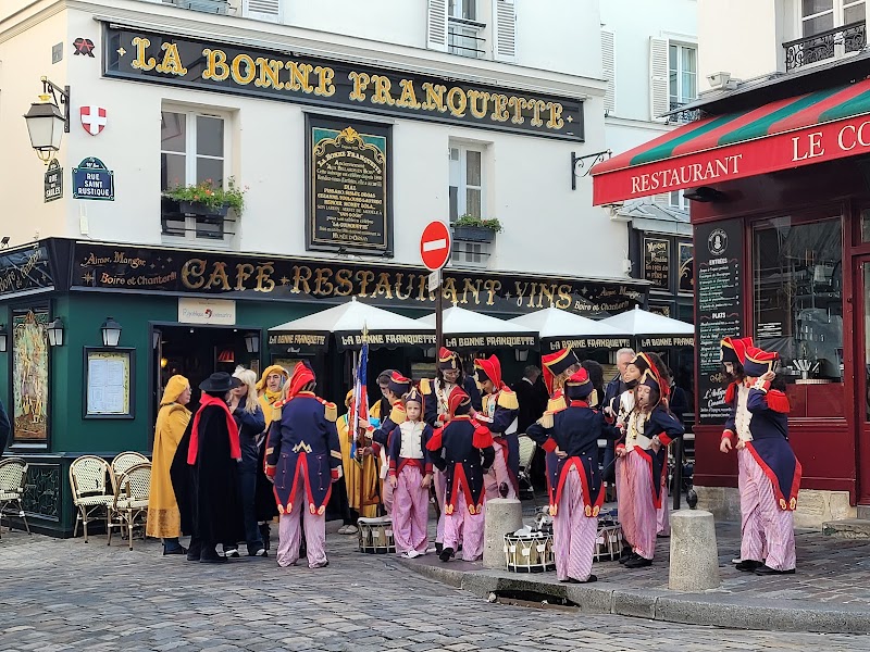 Rue Saint Rustique / Montmartre