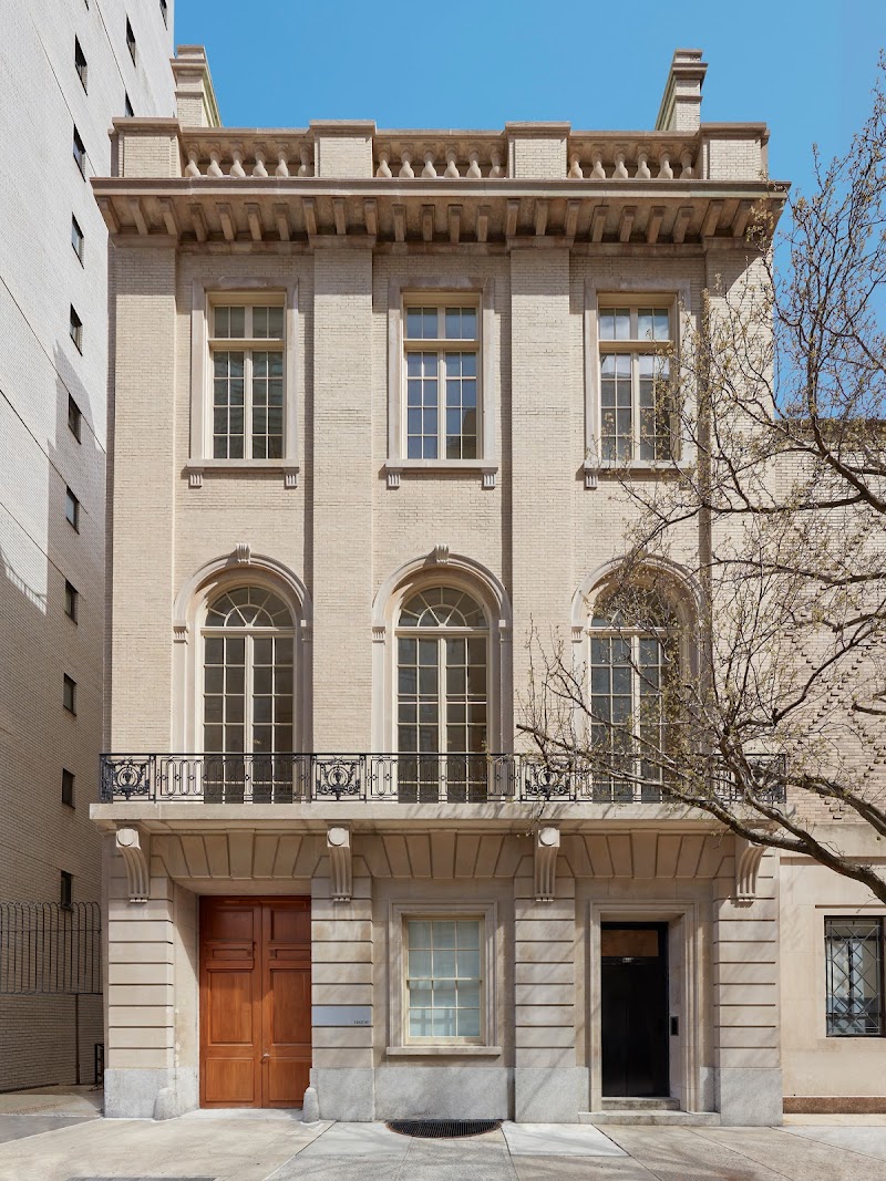 Salon 94 / NYC Place mentioned in saved reels