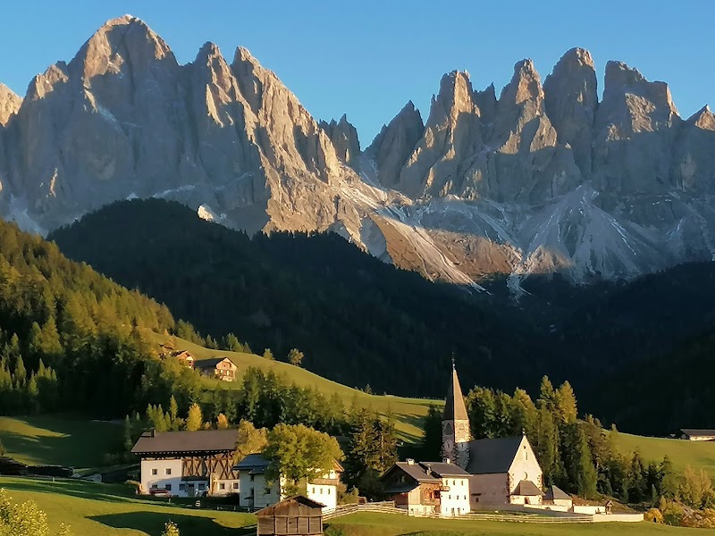 Santa Maddalena Church / Dolomites