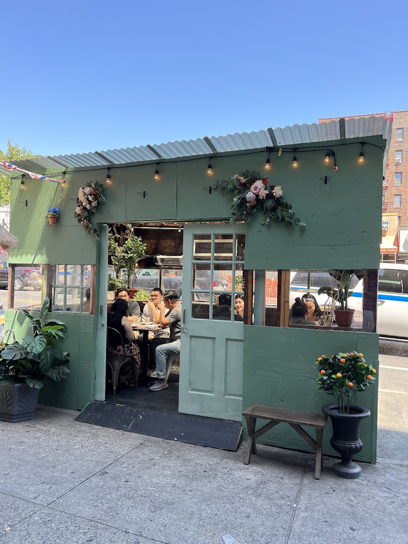 Saranrom Thai / Elmhurst Place mentioned in saved reels