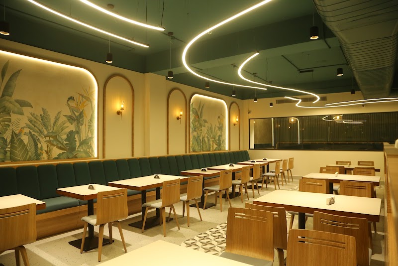 Satguru Restaurant / Pondicherry