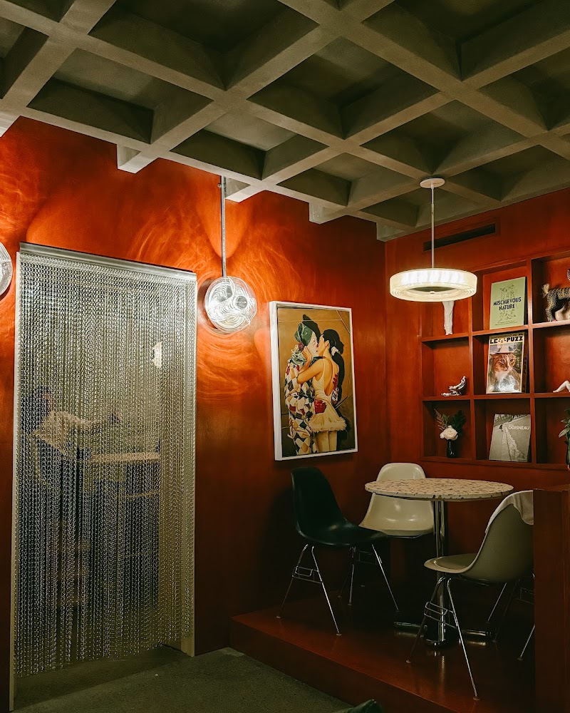 Schmuck / East Village