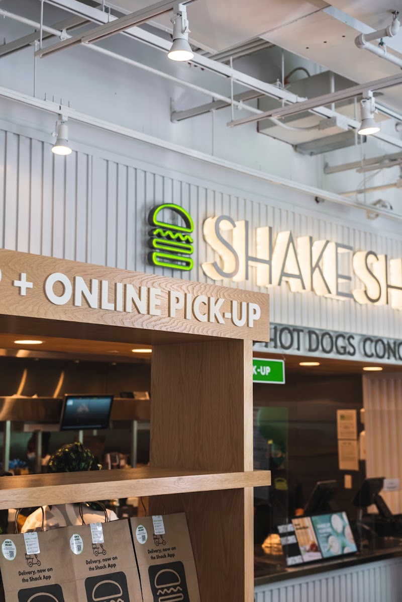 Shake Shack / Bryant Park Place mentioned in saved reels