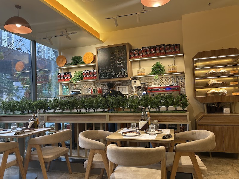 Si Nonna's / Malad Place mentioned in saved reels