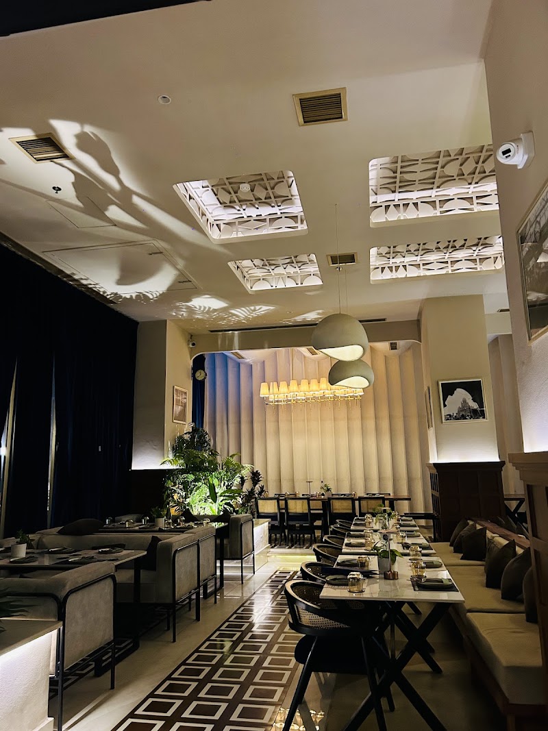 So Bombae / Sector 58