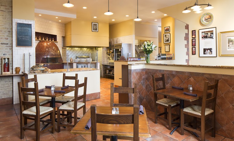 Spacca Napoli Pizzeria / Chicago Place mentioned in saved reels