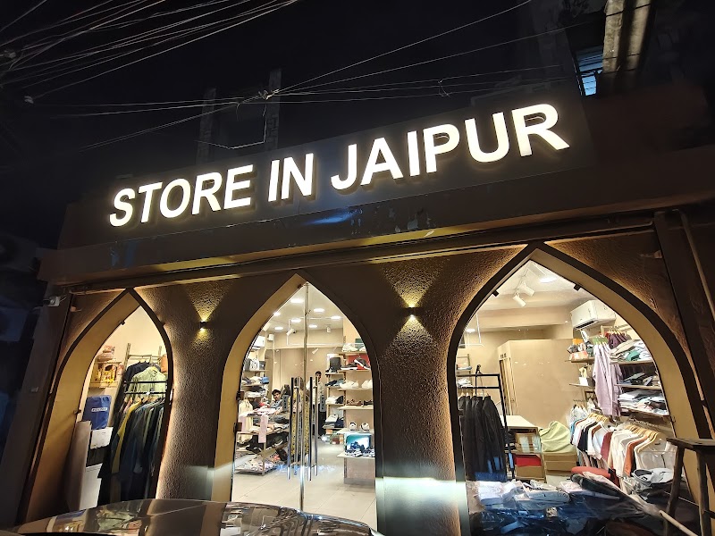 Store in Jaipur / Lalkothi Place mentioned in saved reels