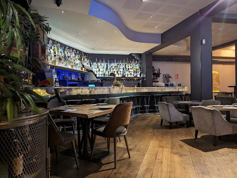 Sumo sushi / Madrid Place mentioned in saved reels