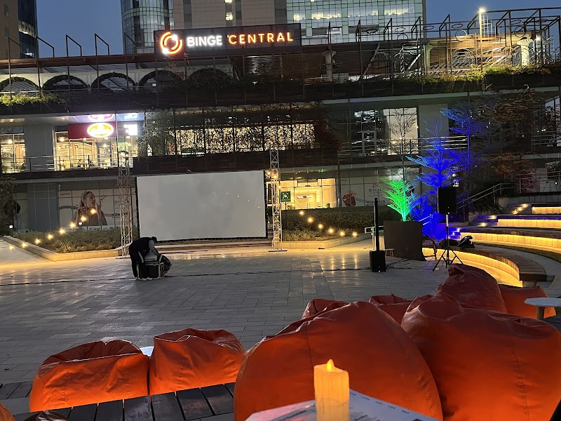 Sunset Cinema Club / Green Park