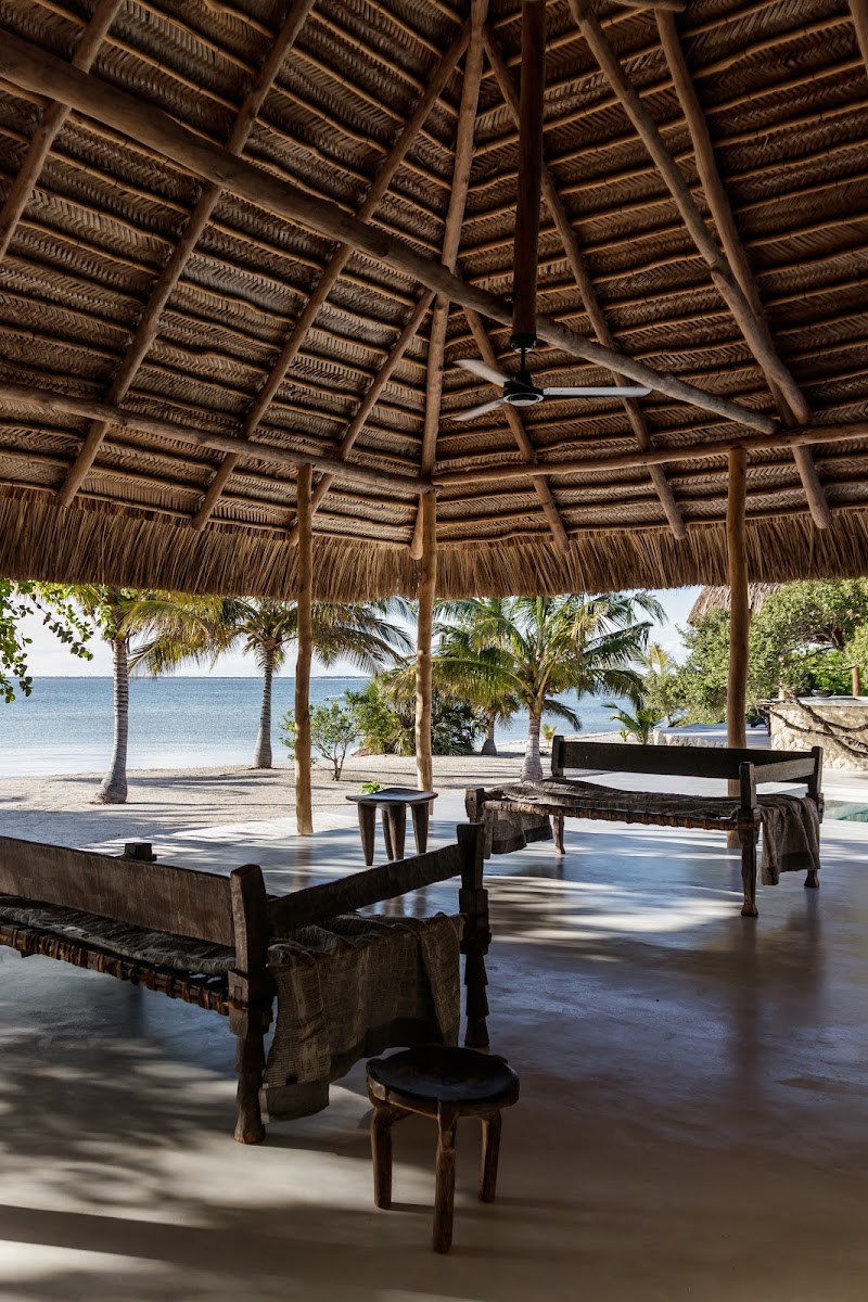 Sussurro / Mozambique Place mentioned in saved reels