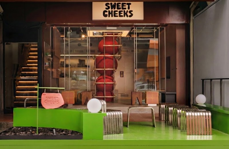 Sweet Cheeks / Lor Mambong Place mentioned in saved reels