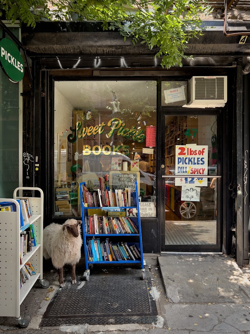 Sweet Pickle Books / Chinatown