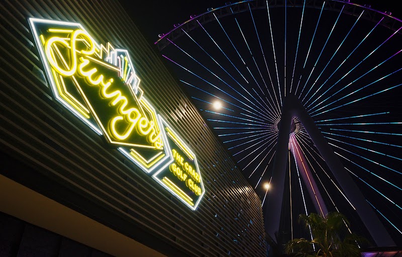 Swingers Crazy Golf / Dubai