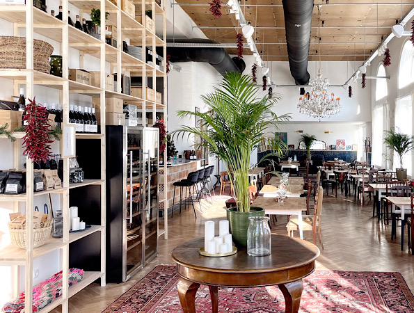 Szaletly / City Park