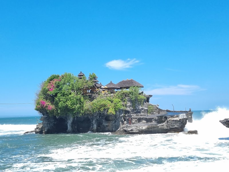 Tanah Lot Temple / Bali Place mentioned in saved reels